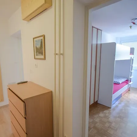 Apartment Near The Train Station