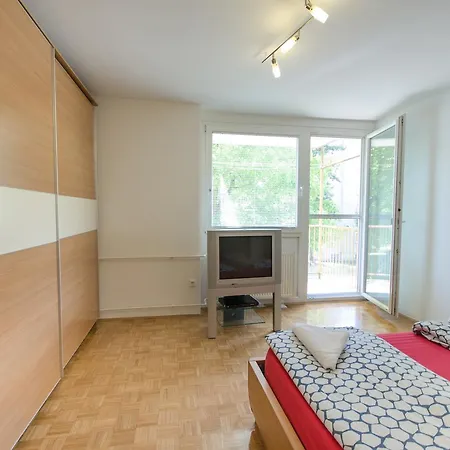Near The Train Station Apartment