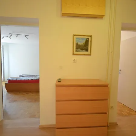 Appartement Near The Train Station Ljubljana